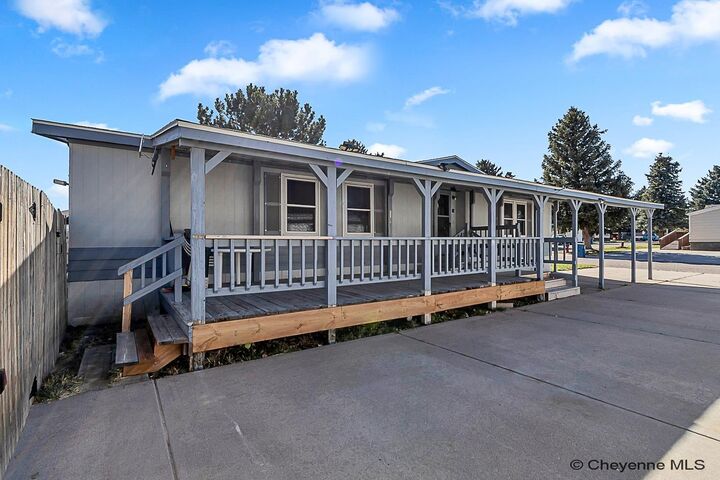 Property Photo: 1409 Renee WY 82007