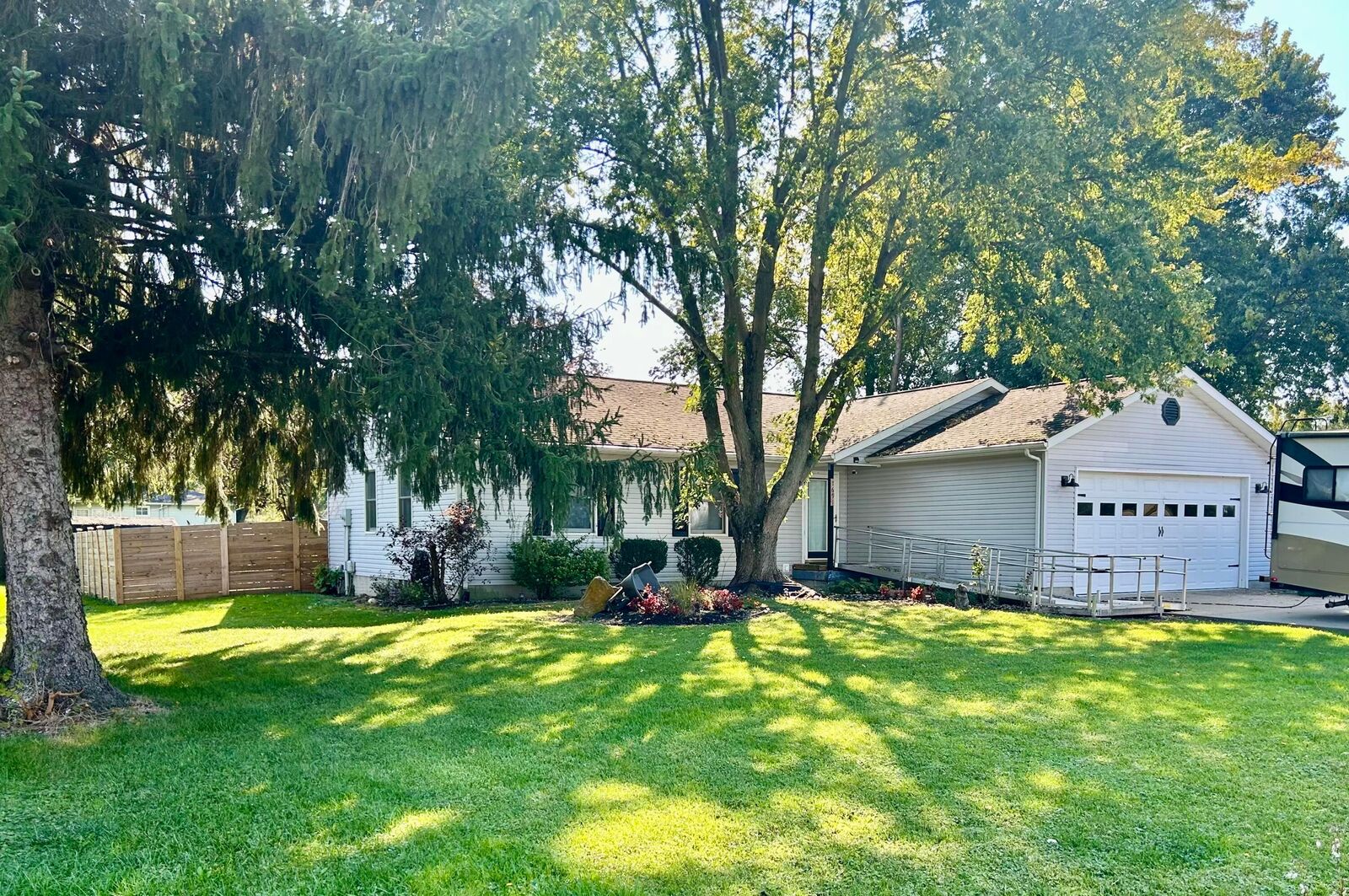 Property Photo: 7691 Lake Drive Road OH 43056