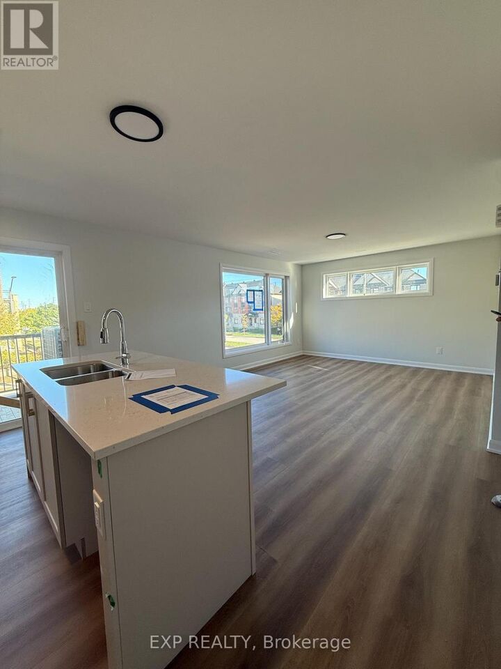 Photo de la propriété:  101 Glenroy Gilbert Drive Unit # 2  ON K2J 7N6 