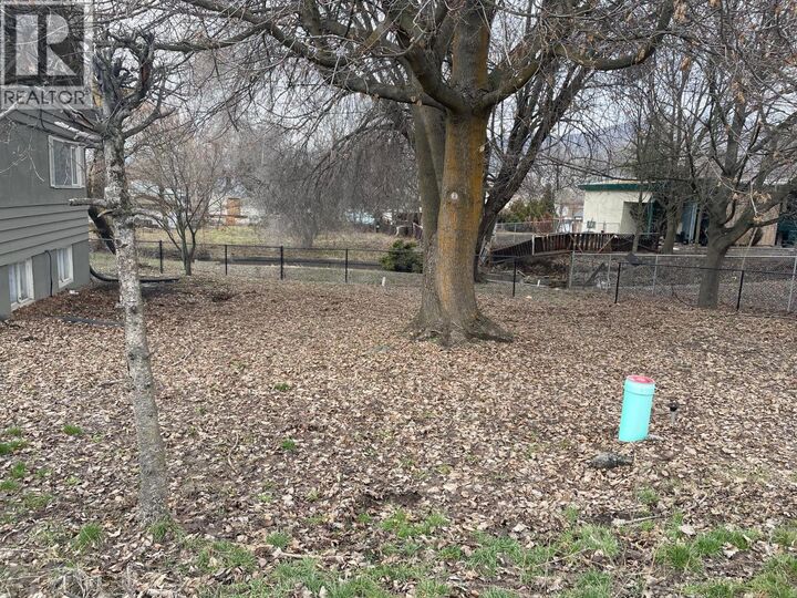 Property Photo: 2404 34 Street BC V1T 5W8