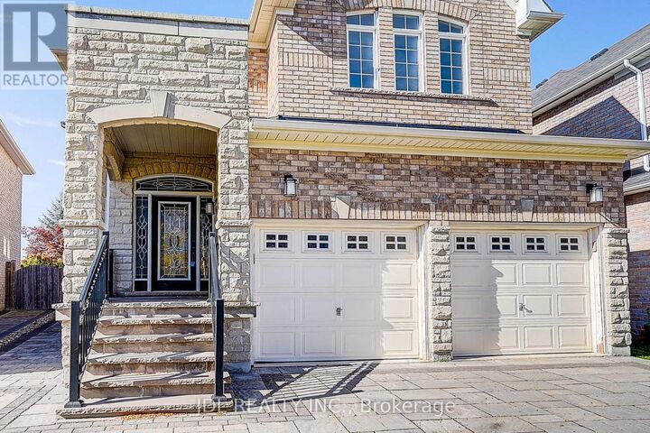 Property Photo: 26 Santa Amato Crescent ON L4J 0C4