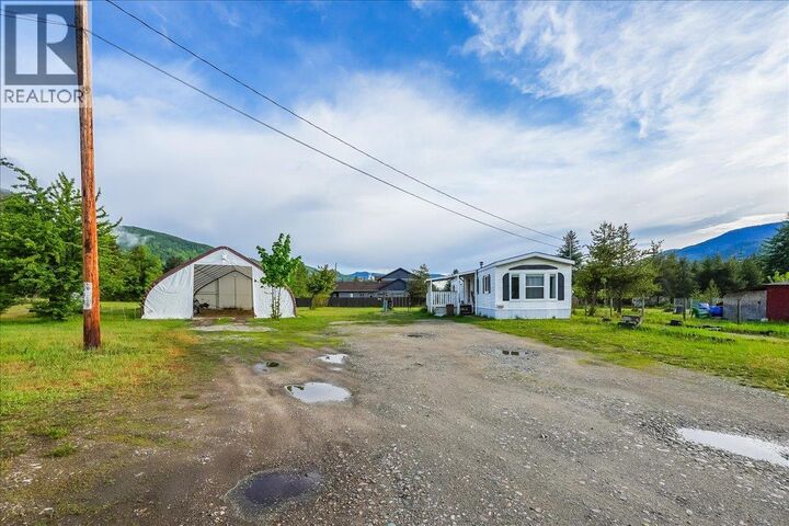 996 Waterloo Road  Ootischenia BC V1N 4M3 photo