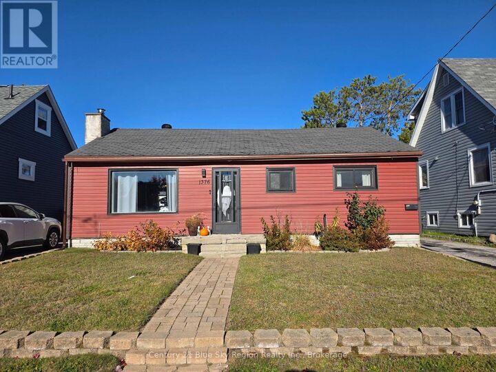 Property Photo:  1376 Copeland Street  ON P1B 3G3