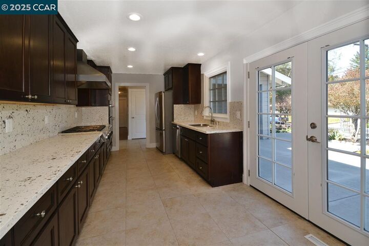 Property Photo: 56 Bates Blvd CA 94563