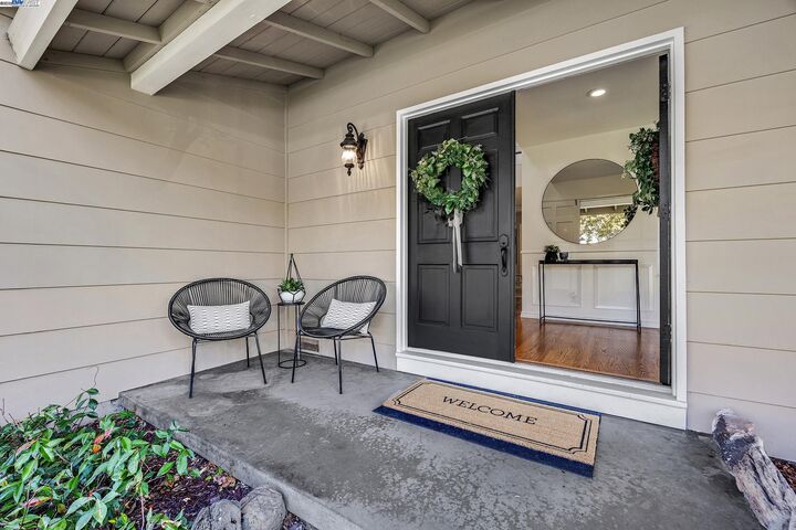 Property Photo: 11693 Solana Drive CA 94568