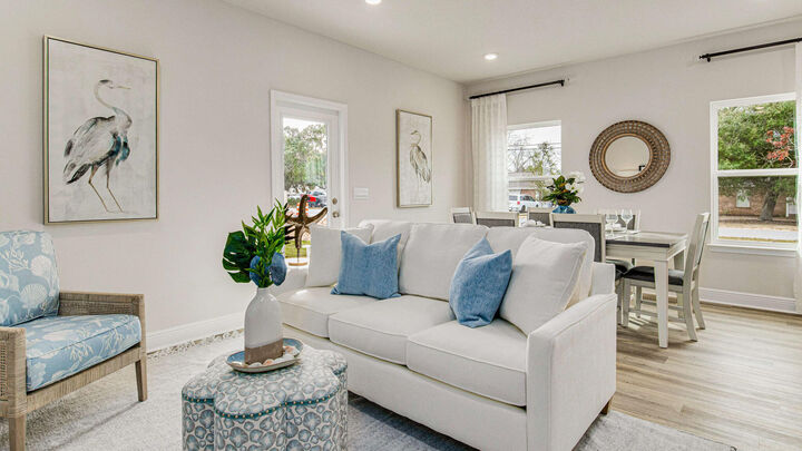 Property Photo: 333 Callie Drive FL 32536