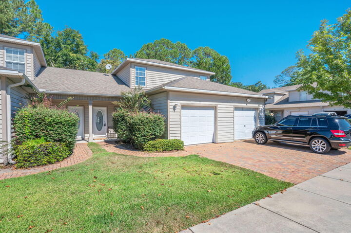 Property Photo: 30 Trevor Drive FL 32580