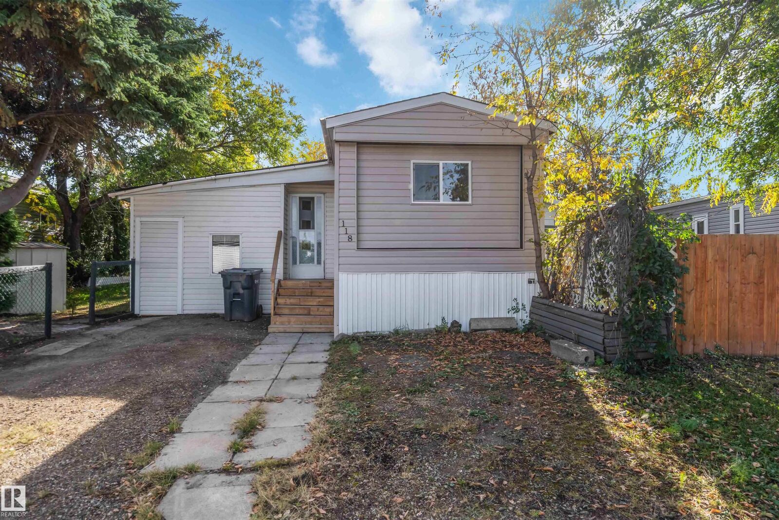 Photo de la propriété:  #118 305 Calahoo Road  AB T7X 3K9 