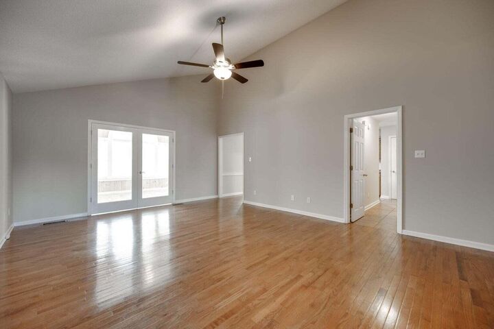 Property Photo: 176 Hunters Run Circle NW TN 37312