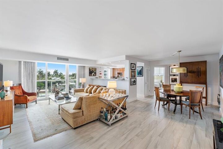 Property Photo: 2715 N Ocean Blvd 4E FL 33308