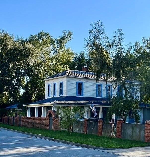 Property Photo:  2123 Ellis Street  GA 31520 