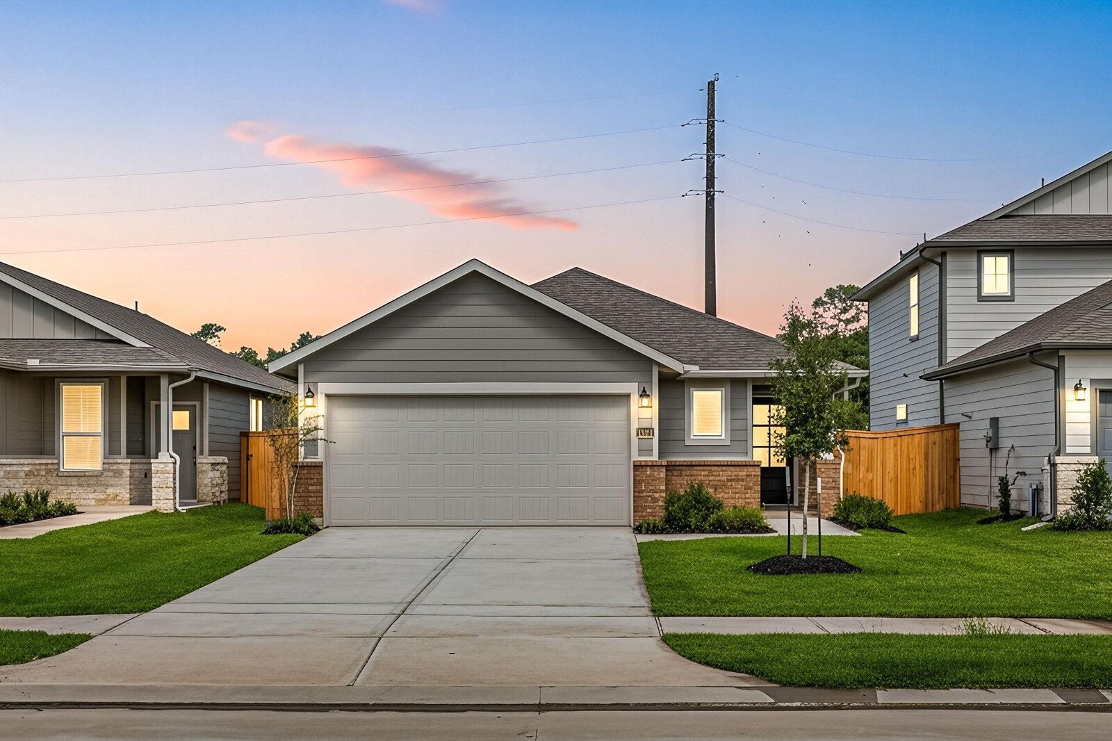 Property Photo: 2550 Cactus Ranch Lane TX 77532