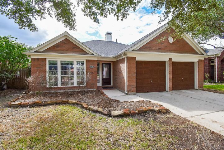 Property Photo:  28211 Crossprairie Drive  TX 77494