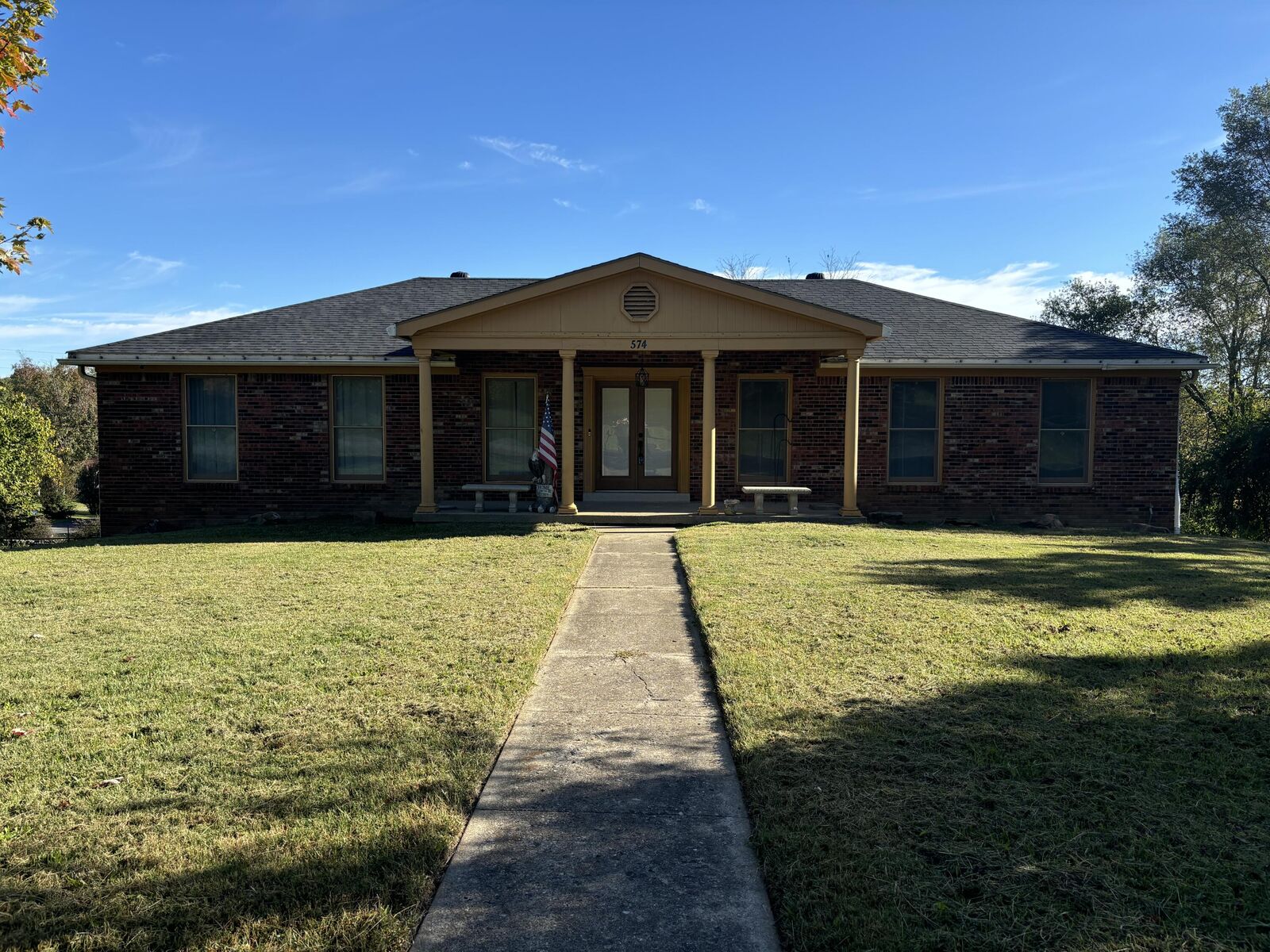 Property Photo:  574 Valleybrook Drive  KY 40422