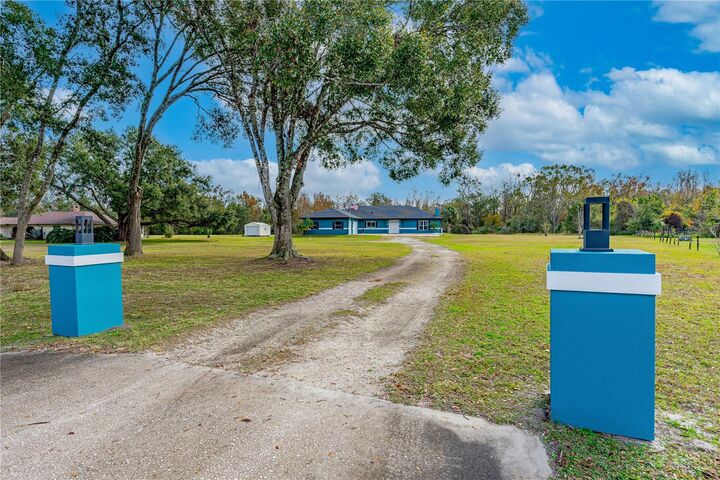 1975 Spruce Creek Circle N  Port Orange FL 32128 photo