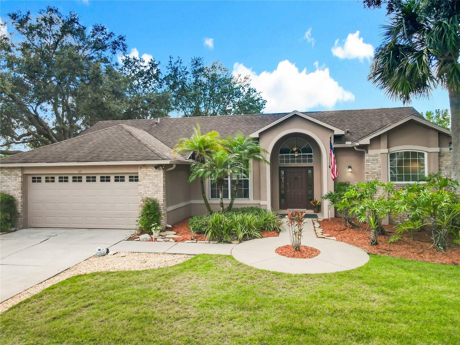 Property Photo: 111 Bluebrook Court FL 32766