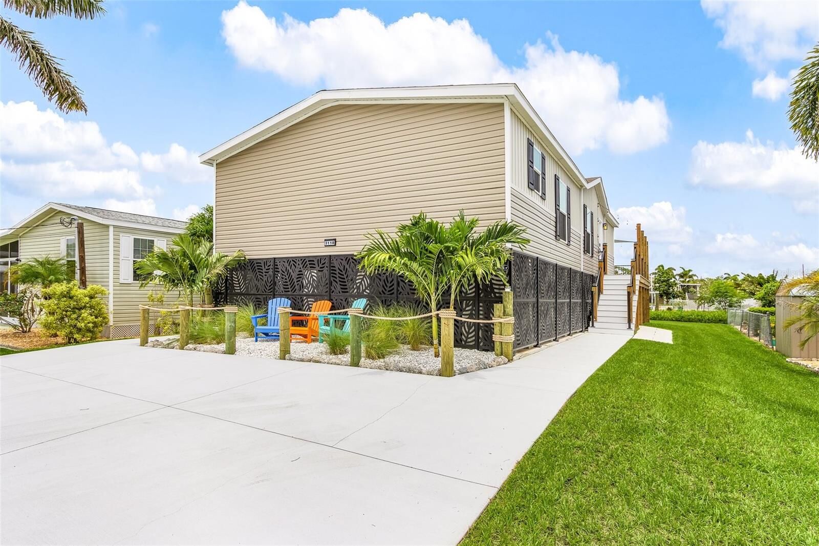Property Photo:  3118 Bayberry Avenue  FL 33950 