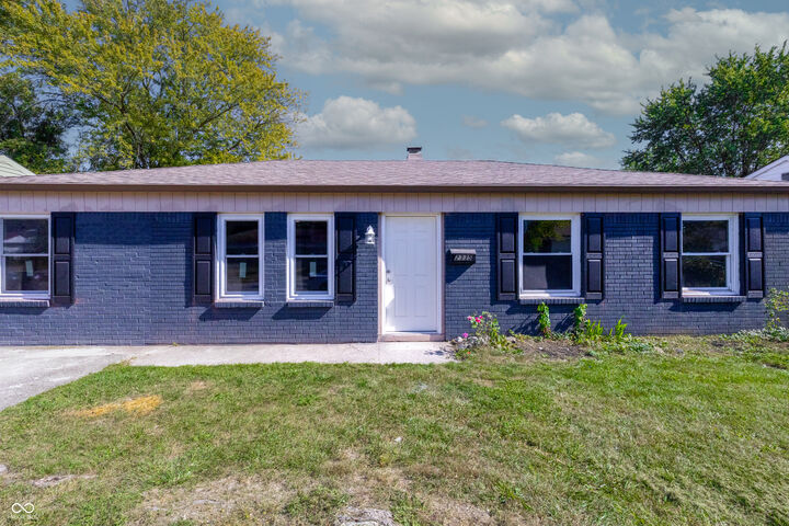 Property Photo: 2335 Courtney Road IN 46219
