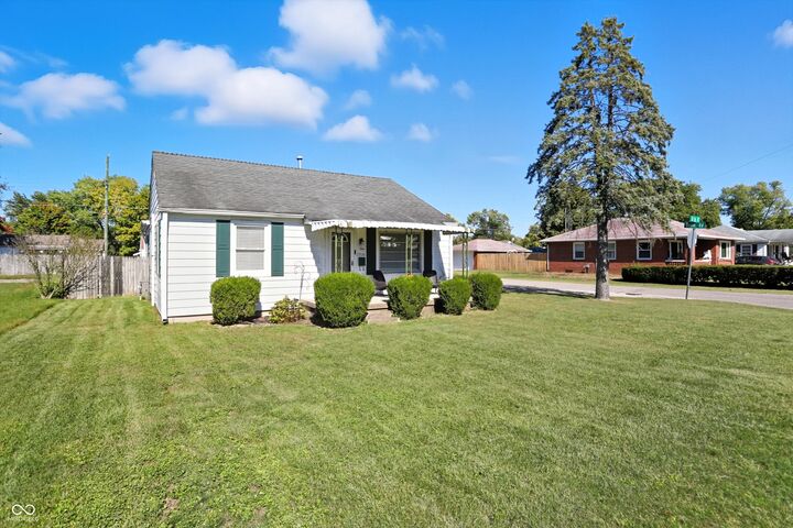 Property Photo: 2916 13th Street IN 47201
