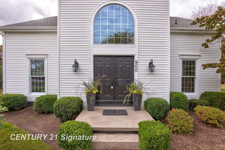 Property Photo: 900 Stoneham Road MI 48638