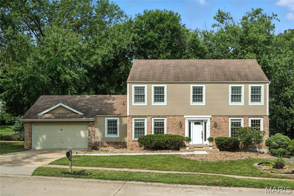 Property Photo: 1812 Summer Lake Drive MO 63017