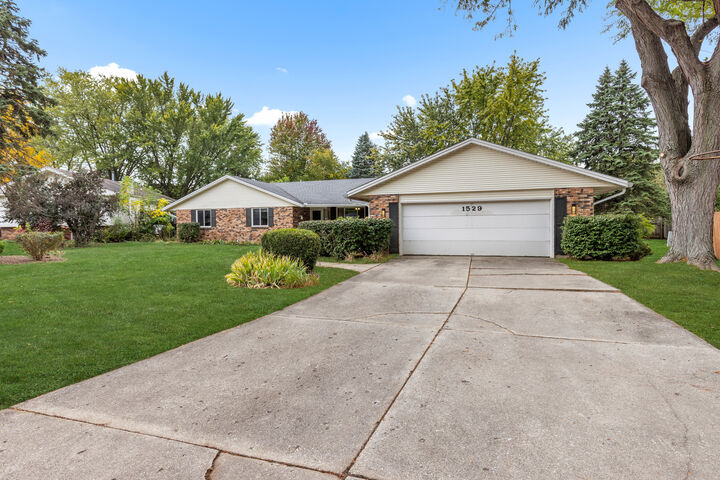 Property Photo:  1529 Kerstin Court  IL 61108 
