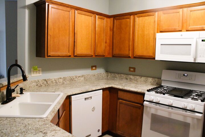 Property Photo: 1622 Captiva Drive IL 60504