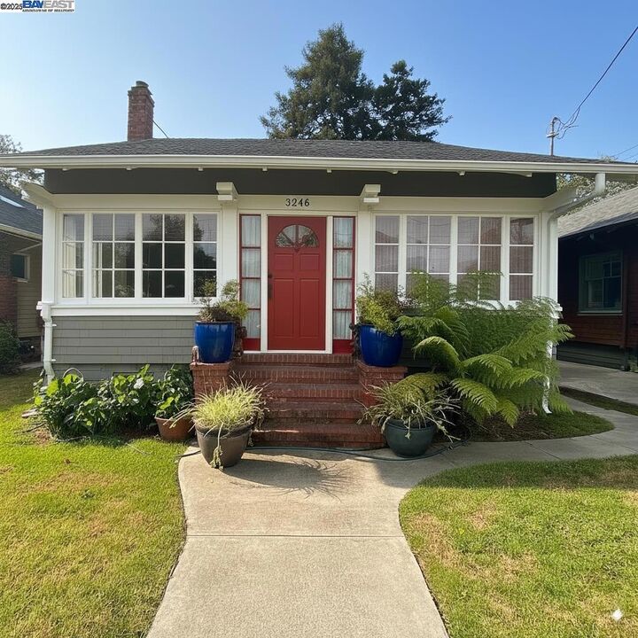 3246 Garfield Ave  Alameda CA 94501 photo
