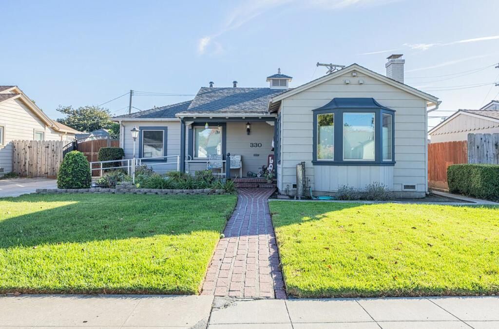 Property Photo:  330 Hawthorne Street  CA 93901