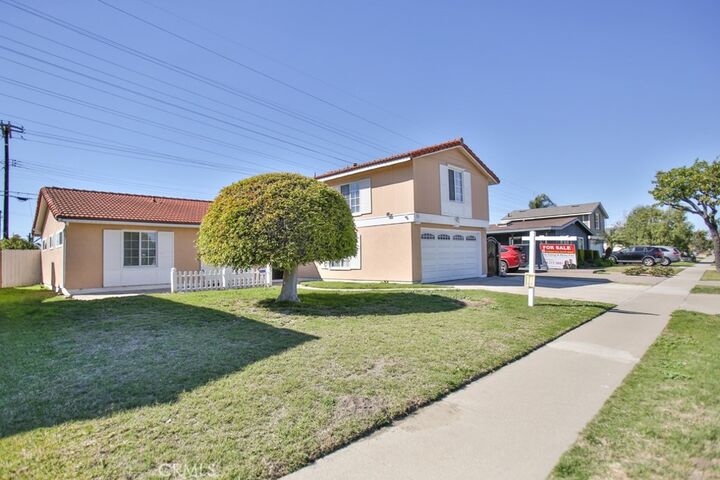 17475 Santa Lucia Street  Fountain Valley CA 92708 photo