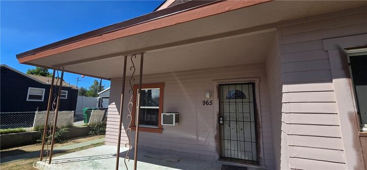 Property Photo: 955 W Hays CA 92220