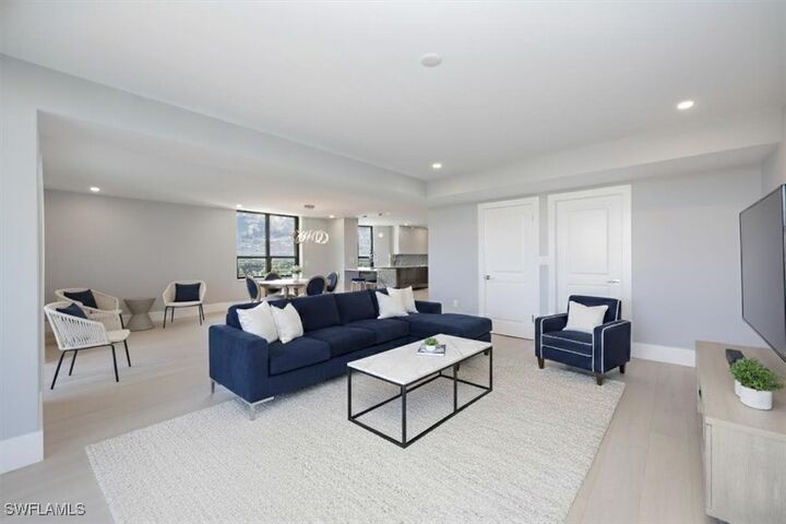 Property Photo: 6001 Pelican Bay Boulevard 1506 FL 34108