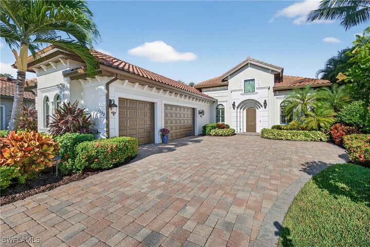 Property Photo: 7399 Acorn Way FL 34119