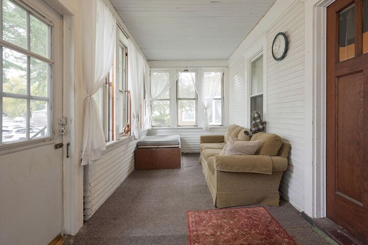 Property Photo: 925 Otto Avenue MN 55102