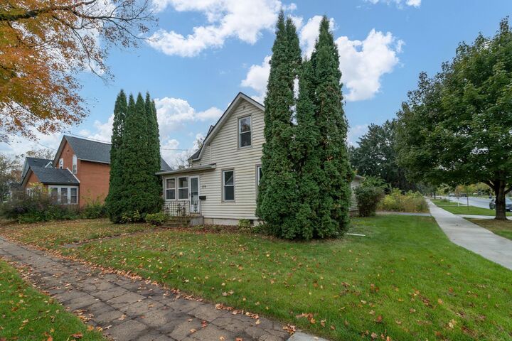 Property Photo: 119 Woodley Street W MN 55057