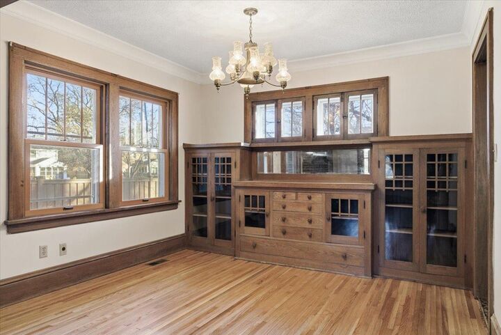 Property Photo:  329 E 50th Street  MN 55419 