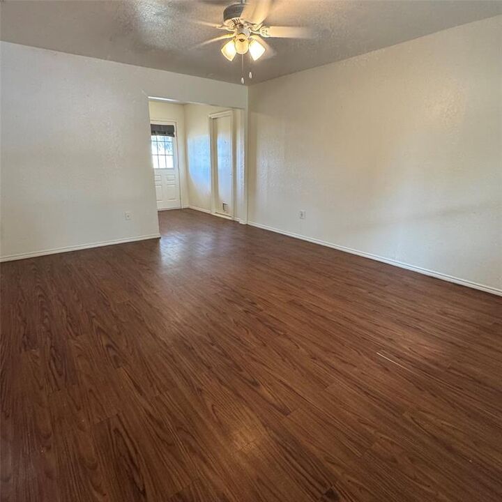 Property Photo: 1215 Narrow Lane TX 75154