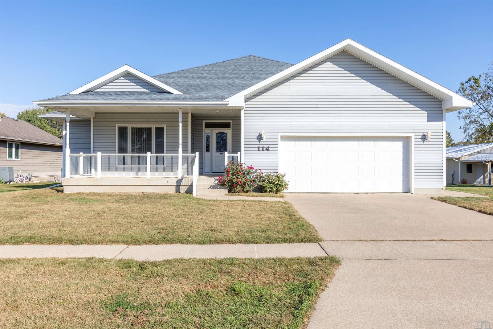 Property Photo:  114 West Creek Drive  IA 51030 