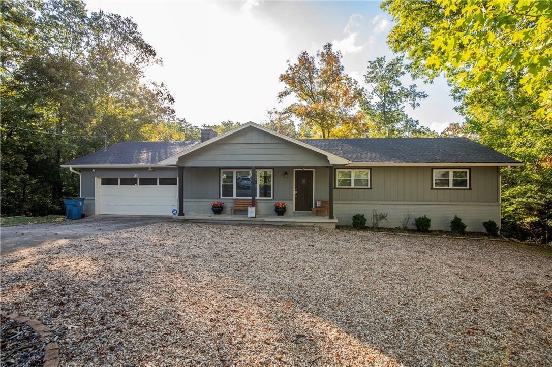 Property Photo: 21 Chudleigh Lane AR 72714