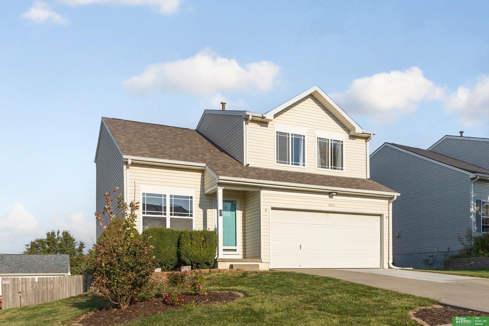 Property Photo: 8006 N 153 Street NE 68007