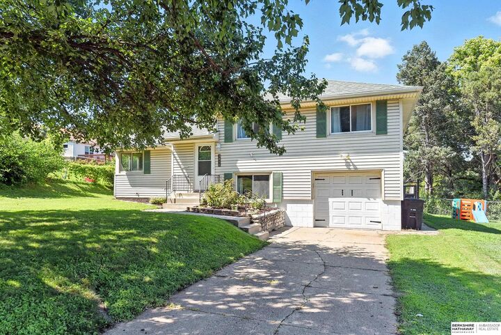 3816 Martha Street  Omaha NE 68105 photo