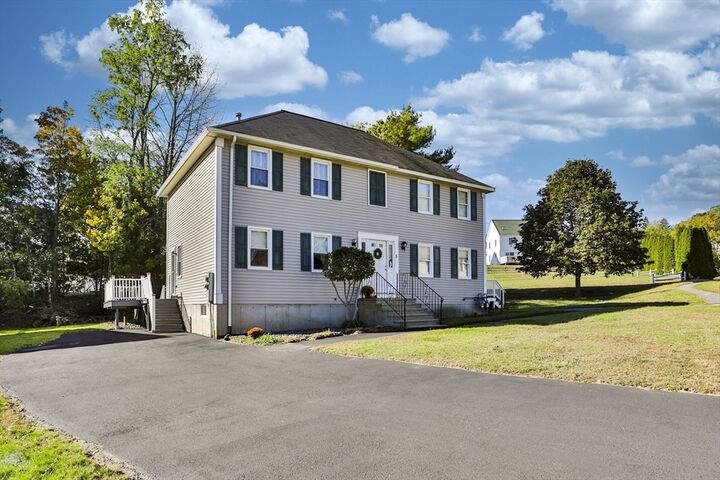 Property Photo: 7 Greenhill Farm Road 7 MA 01832