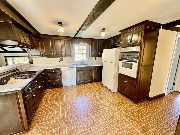 Property Photo:  97 Passaconaway Dr  MA 01826 