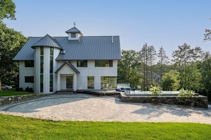 30 Whipple Road  Lexington MA 02420 photo