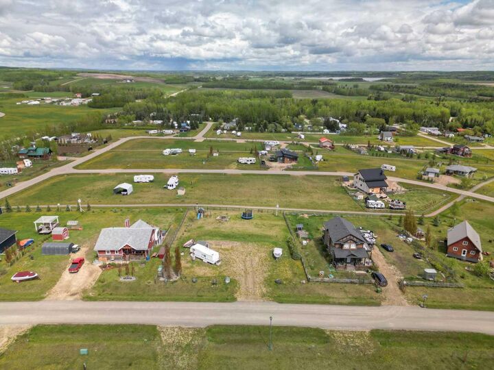 Property Photo: 5 Aspen Drive AB T0C 2J0