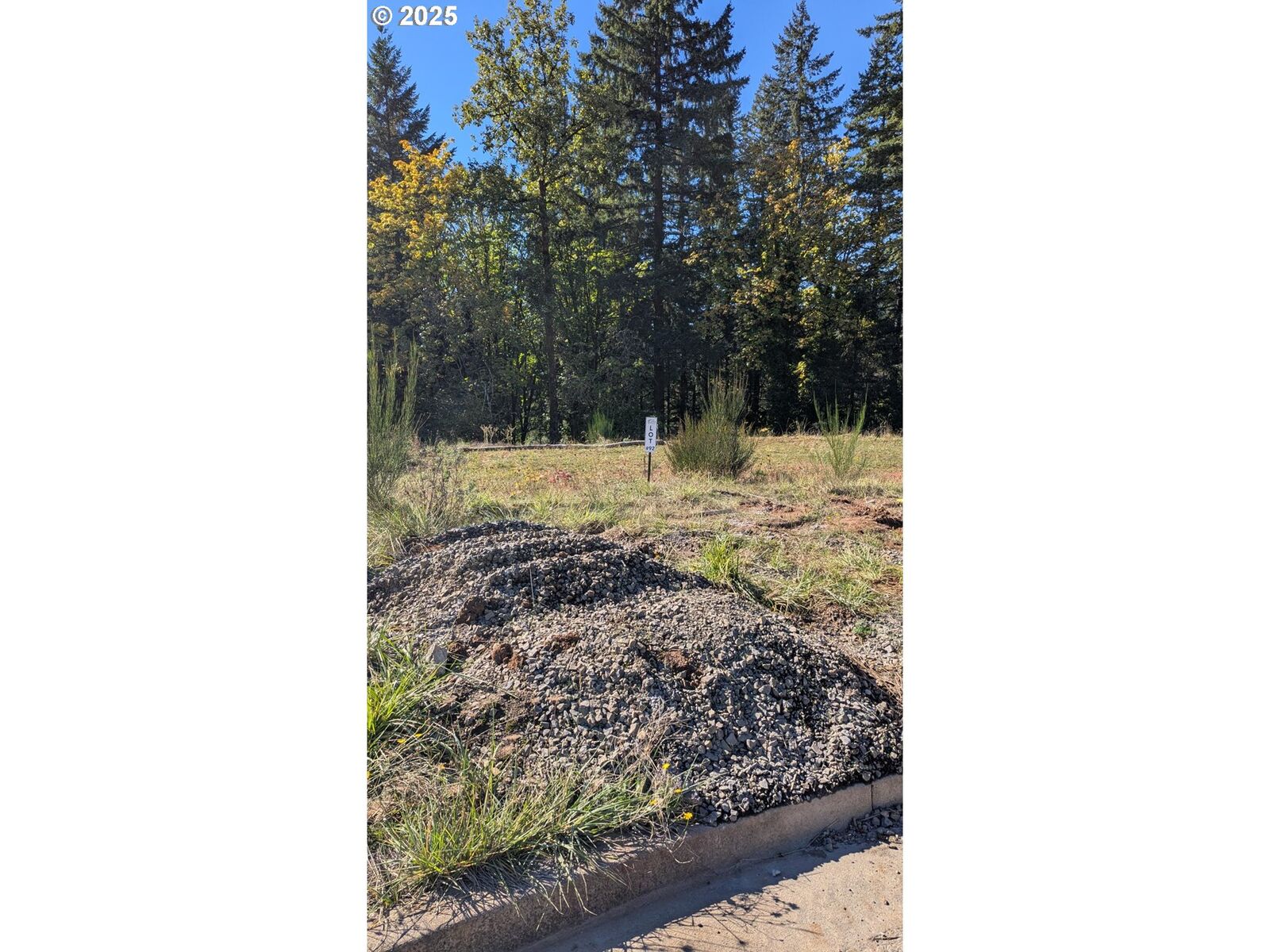 Property Photo: 35464 Valley View Dr 92 OR 97051