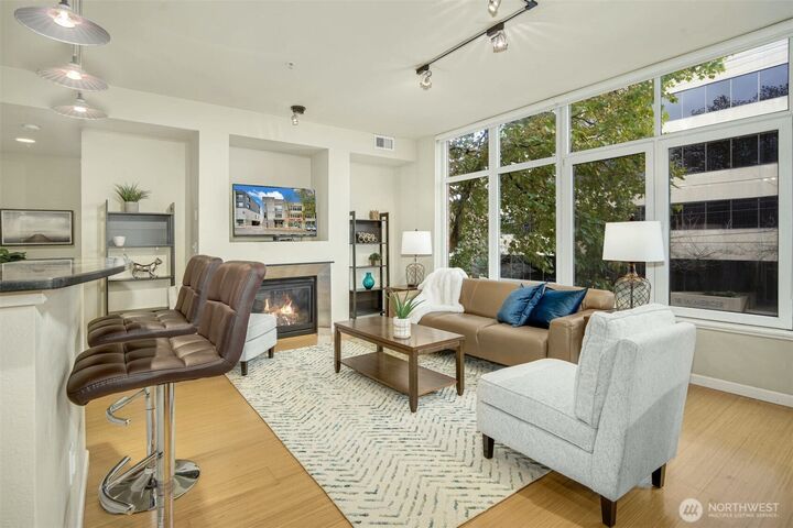 Property Photo: 17 W Mercer Street 212 WA 98119