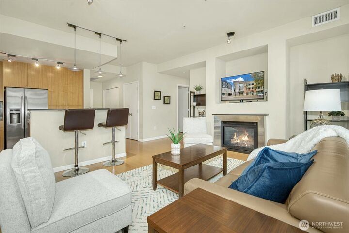 Property Photo: 17 W Mercer Street 212 WA 98119
