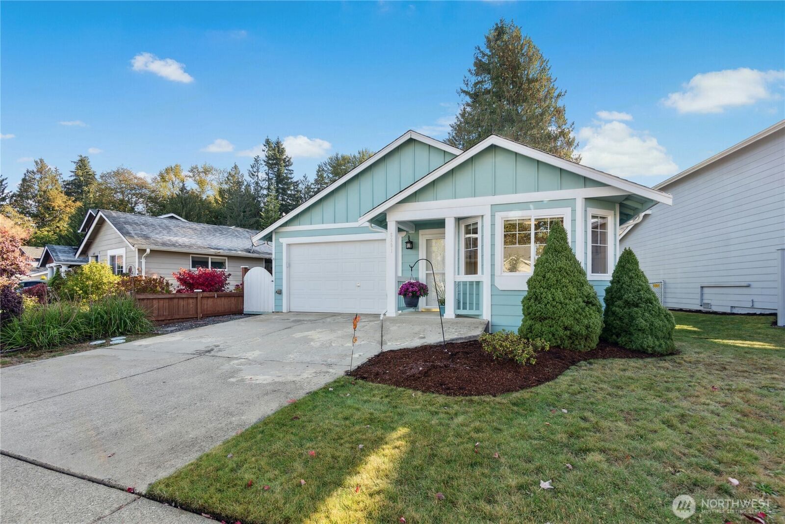Property Photo: 6201 73rd Ave NE WA 98270