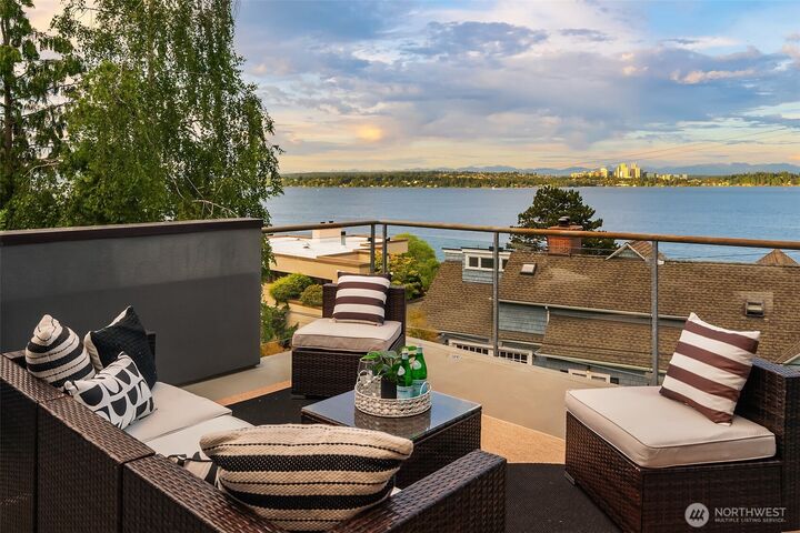 603  Wellington Avenue  Seattle WA 98122 photo